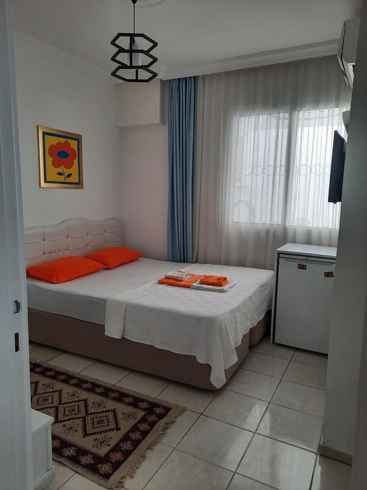 Beyaz Apart Pansiyon Çeşme Buitenkant foto