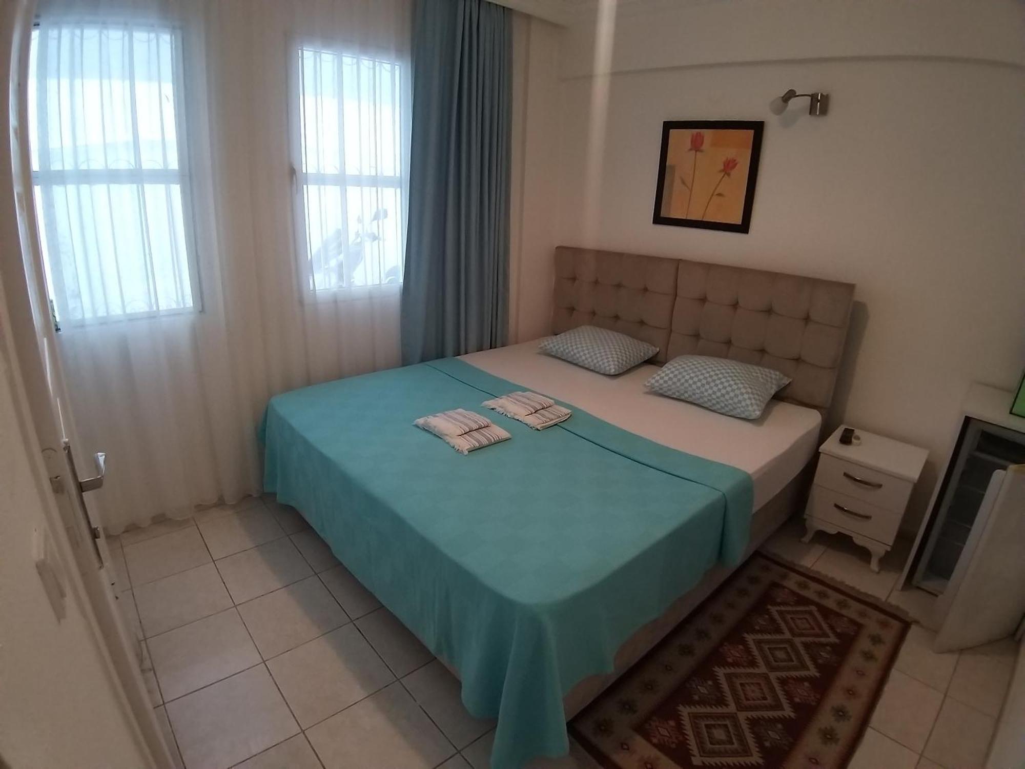 Beyaz Apart Pansiyon Çeşme Buitenkant foto