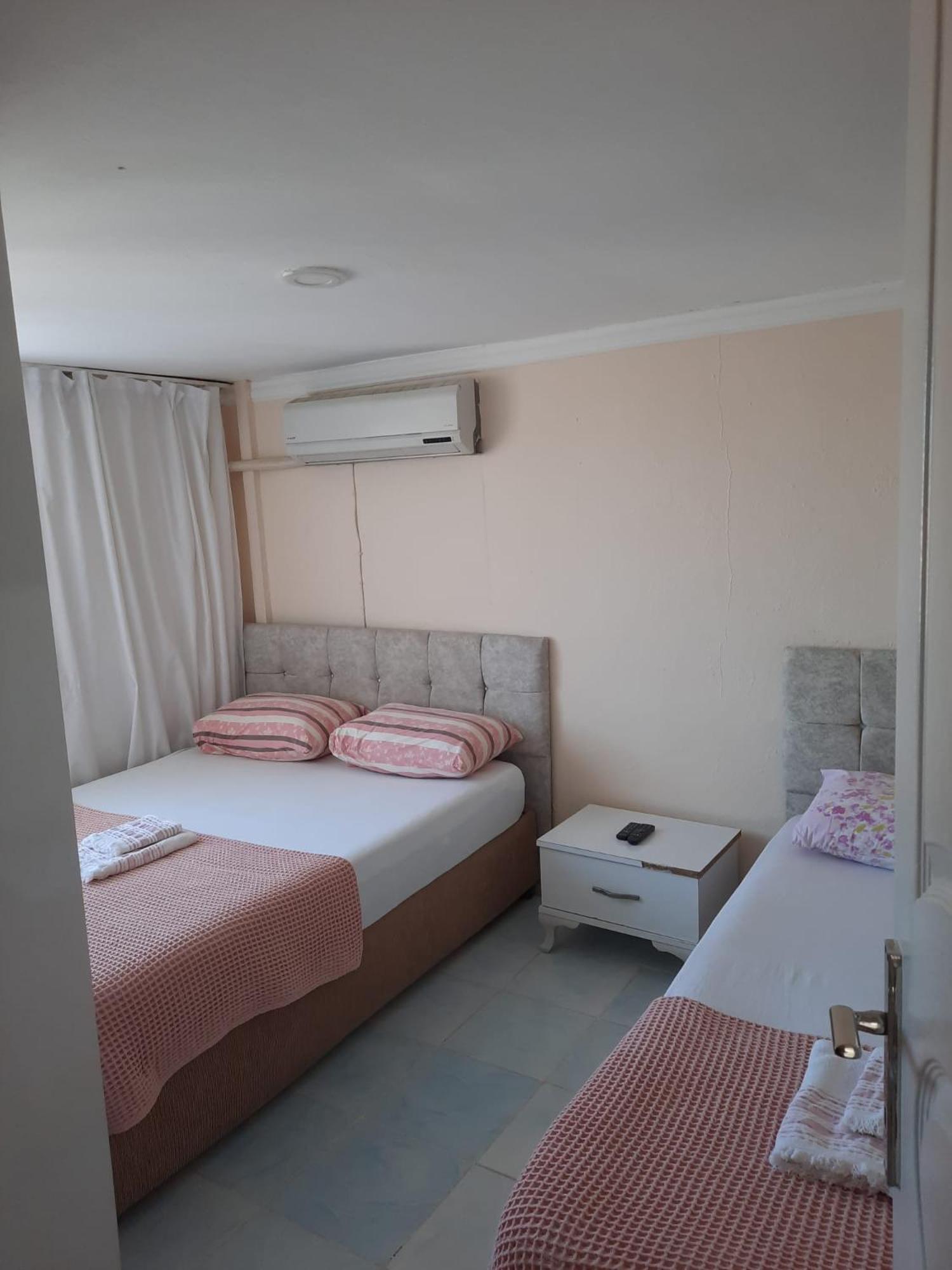 Beyaz Apart Pansiyon Çeşme Buitenkant foto
