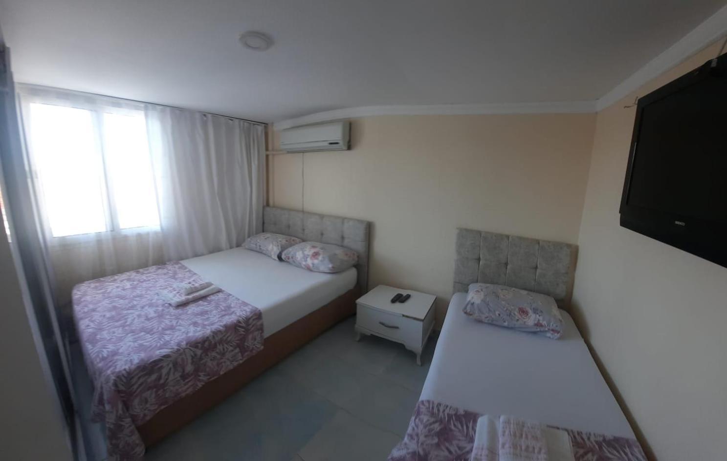 Beyaz Apart Pansiyon Çeşme Buitenkant foto